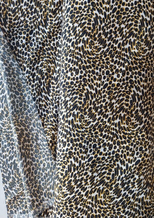 Fabric_crepe_de_chine_10